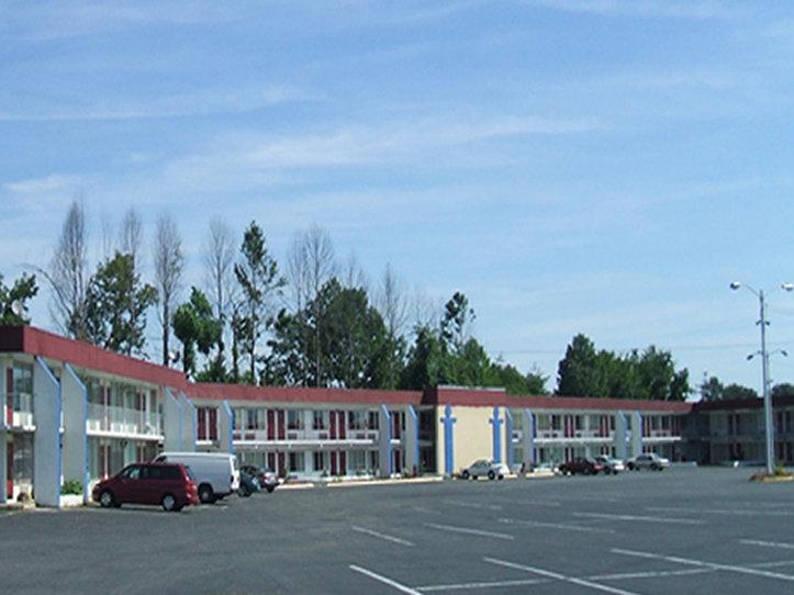 Motel 6 Burlington Bagian luar foto