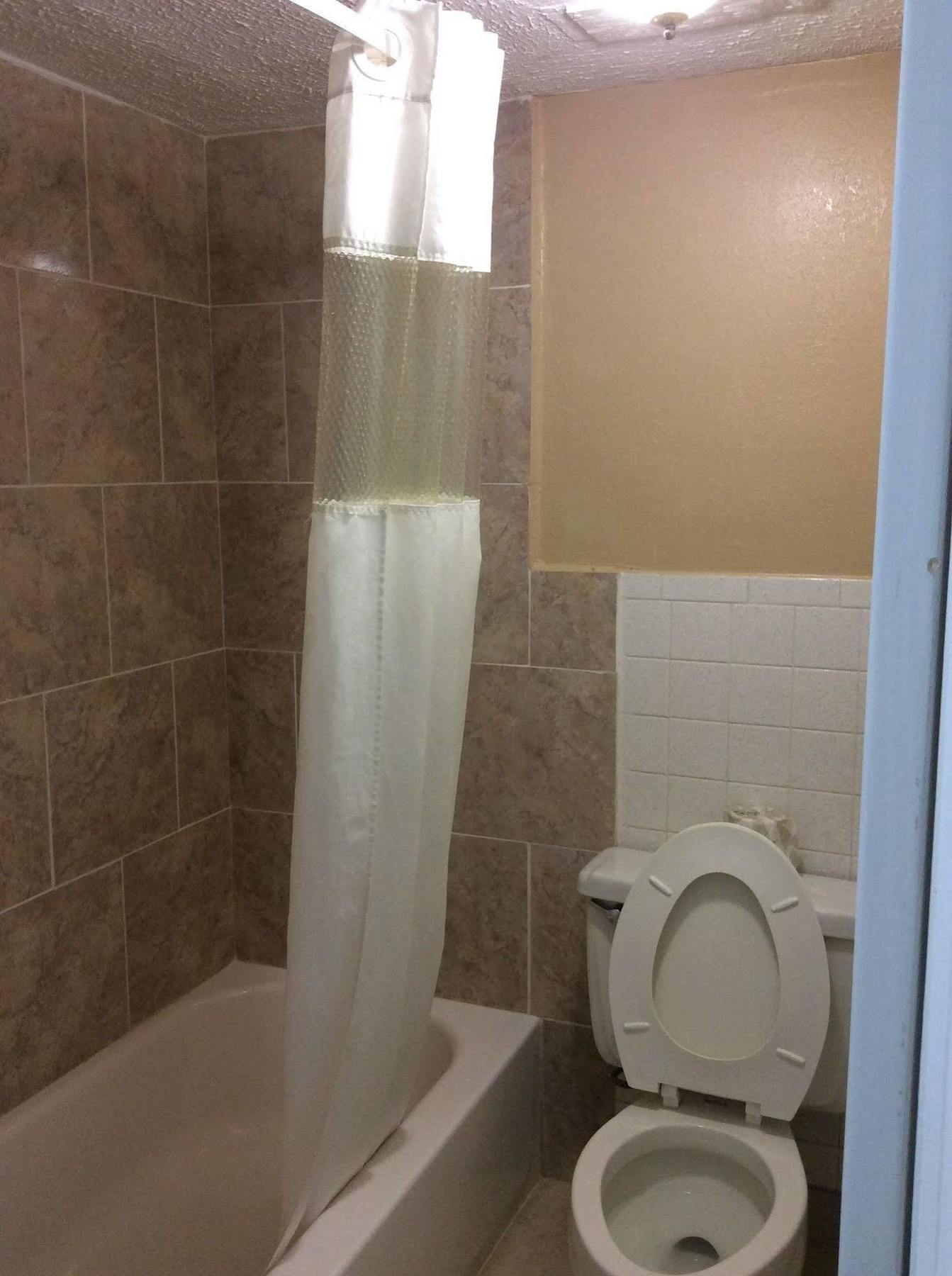 Motel 6 Burlington Bagian luar foto