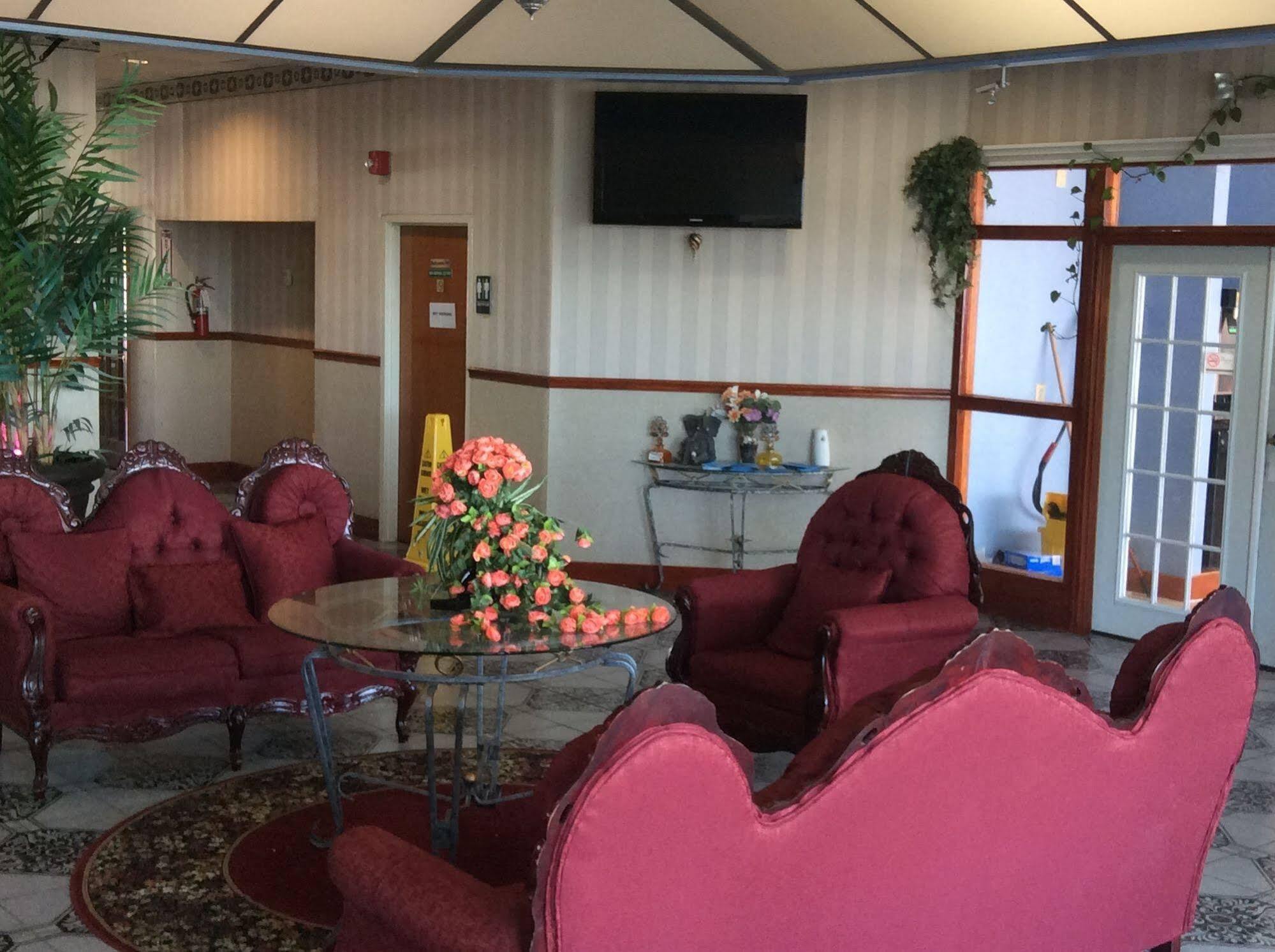 Motel 6 Burlington Bagian luar foto